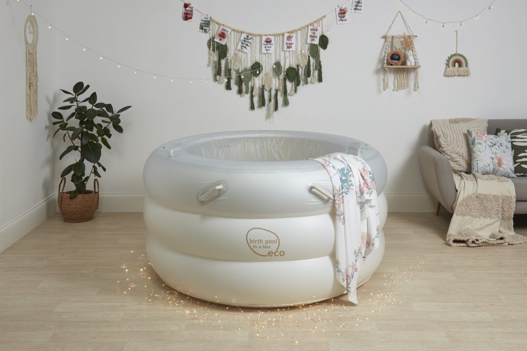 Birth Pool in a Box Unveils New White Birth Pool in a Box: A Blend of Style and Functionality 2 Birthing pool 2024 07 030177
